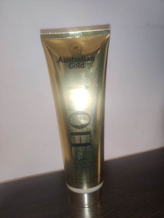 Loțiune de bronzat solar și soare