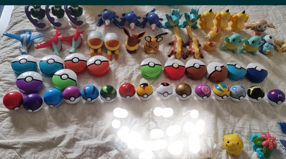 Figurine/ plusuri Pokemon /Digimon