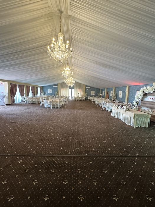 Salon de evenimente de inchiriat