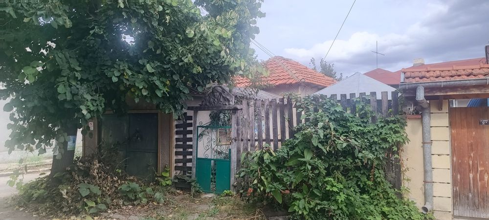 Продавам къща в град Добрич