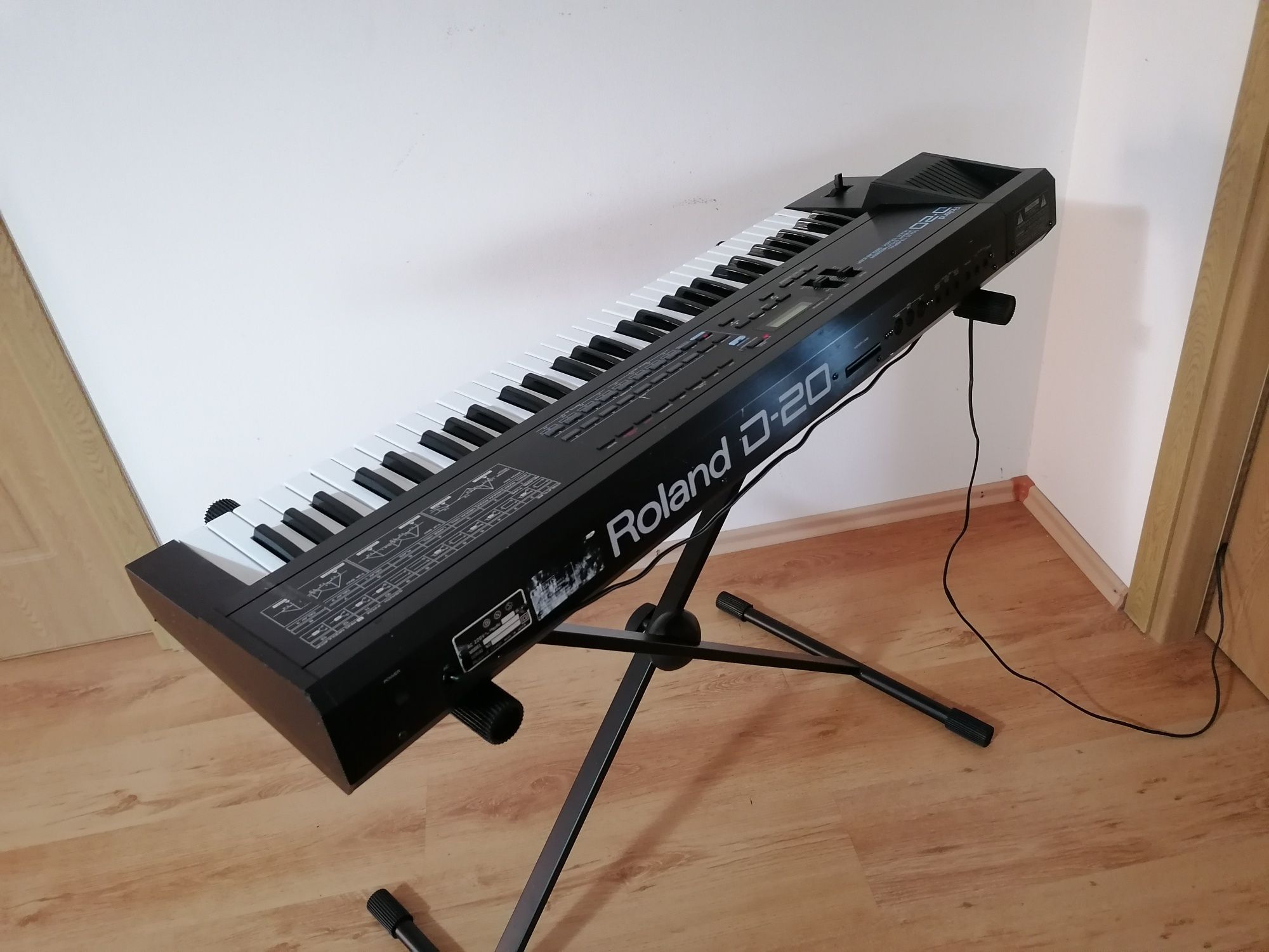 ROLAND D-20 sintetizator profesional pian digital orga