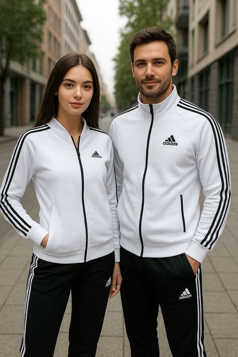 Trening unisex Mai multe detalii în descriere