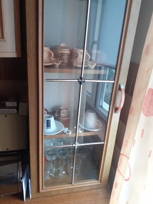 Vând mobilă bucătărie import PL.stare bună.L=2,60m.