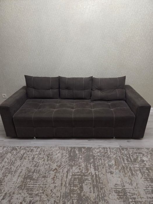 Продаю диван, ковёр и компьютерное кресло
