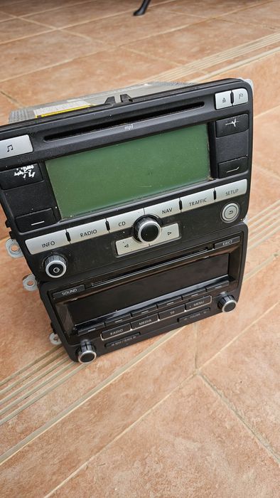 Radio VW RNS. NAVI. MP3 .