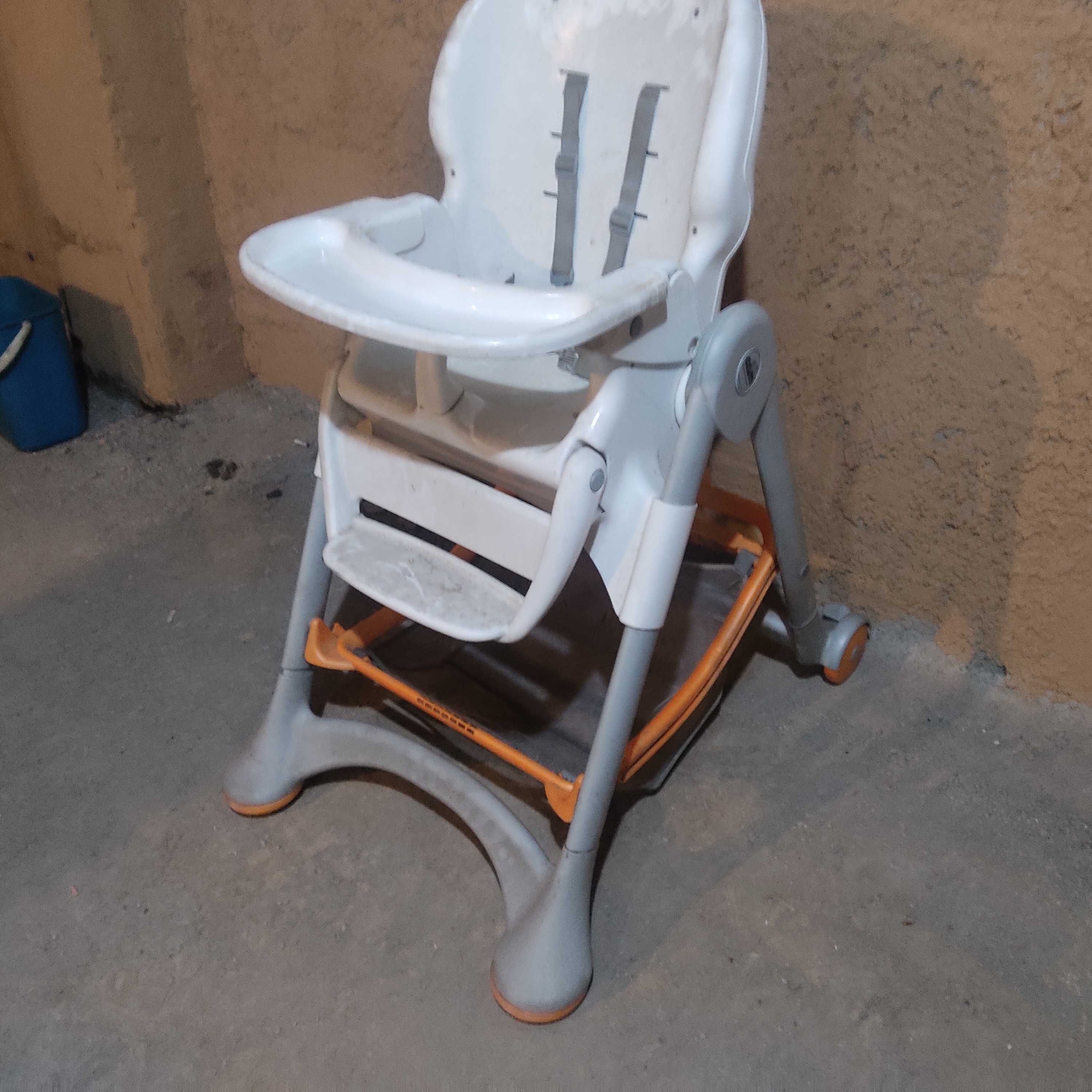 Детский стул для кормления и занятия