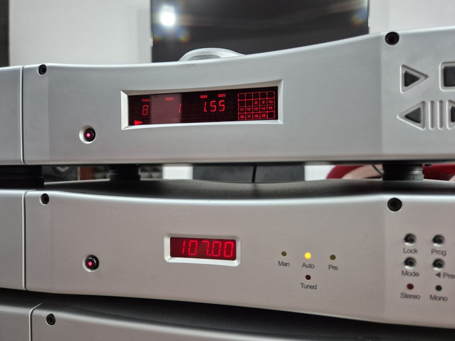 Rega Mira Planet Radio Linie High End TOP Reducere