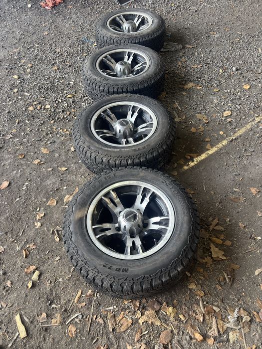 Комплект дисков с резиной