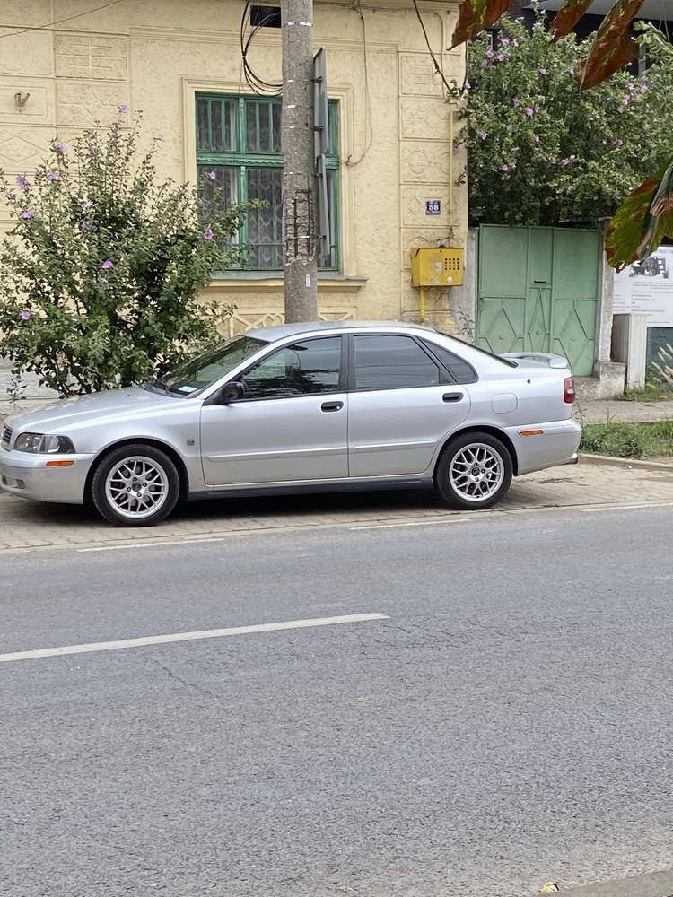 Volvo S40 1.9 di 115 cp