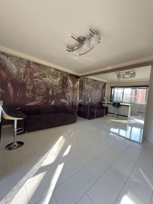 срочно продаётся квартира кадишва Авиасозлар 1-комн евро ремонт 45м2