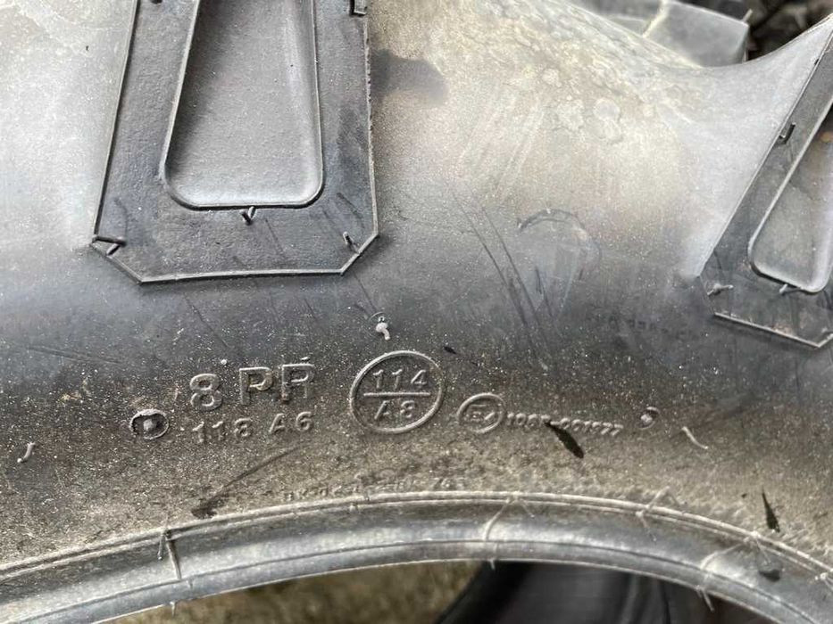 11.2-28 cu 8 pliuri anvelope noi marca BKT pentru tractor fata