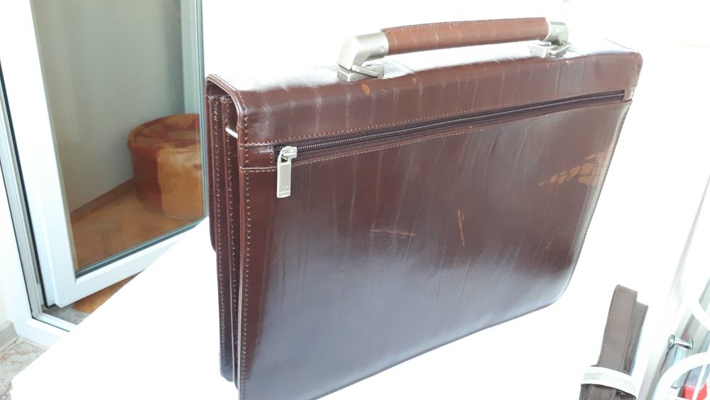 Vand Geanta piele pt. laptop si documente