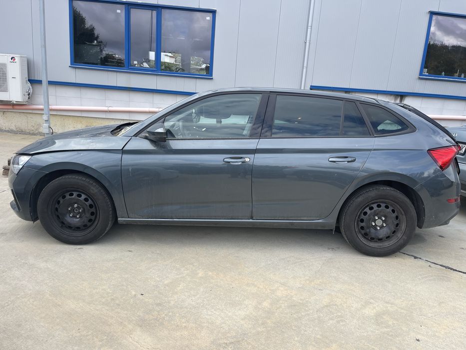 Шкода SCALA на части