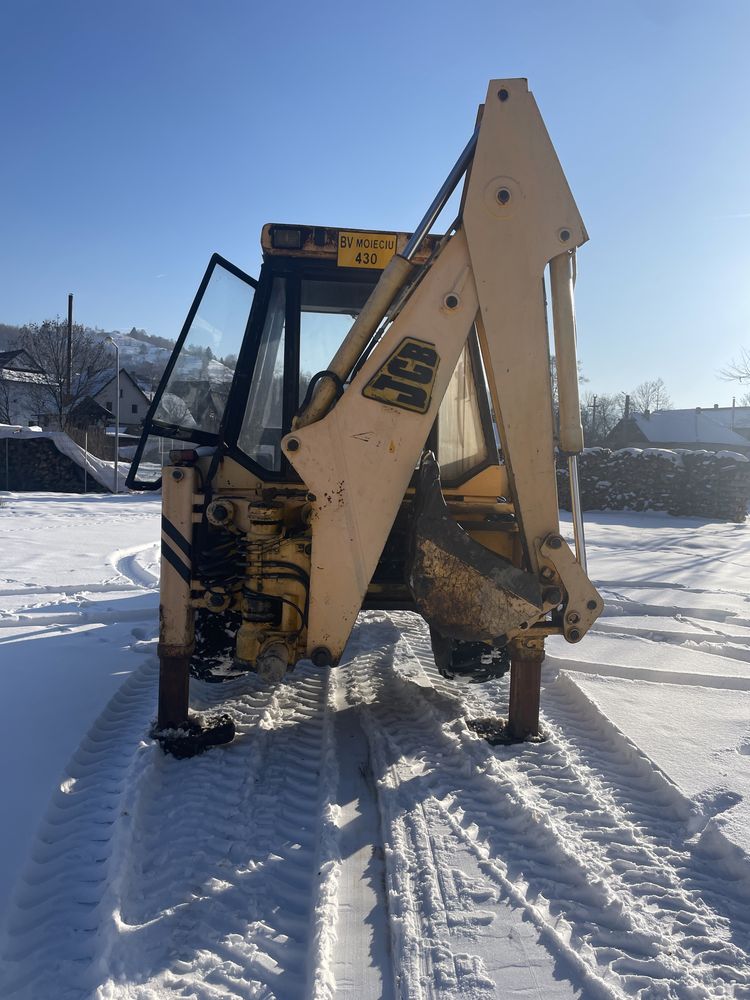 Buldoexcavator jcb 3cx