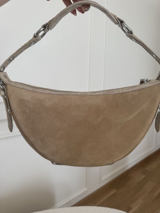 By Far Gib велурена чанта