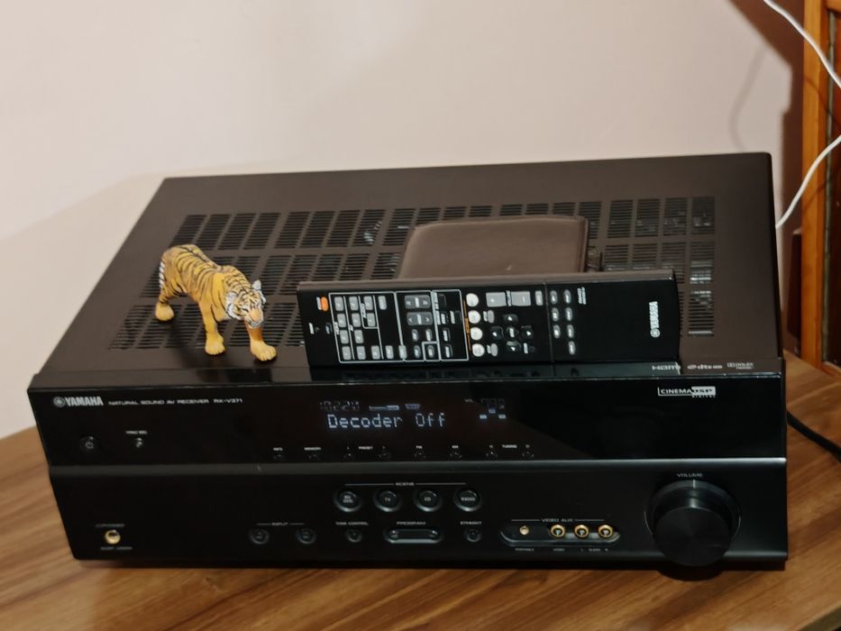 Yamaha RX-V371. Receiver 5.1. Hdmi, optic, Superb. Preț fix !