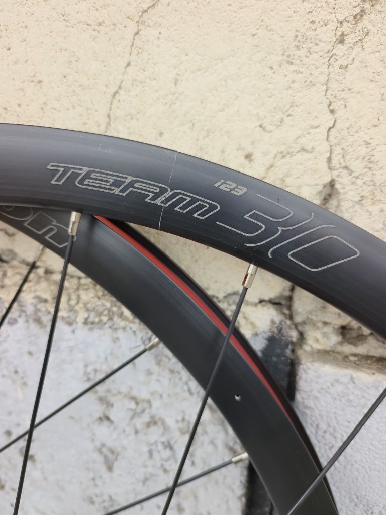Капли Vision Team30 i23 Shimano- 12x100mm | 12x142mm Шосе,Гравел