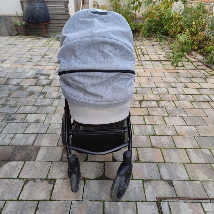 Бебешка количка Bexa U105