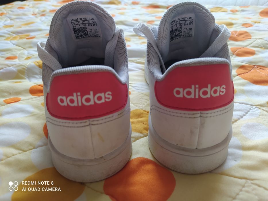 Оригинални маратонки Adidas Grand 33 номер