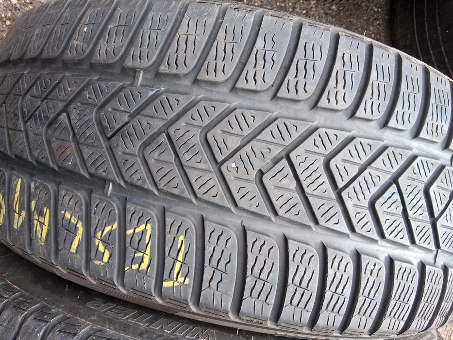 255 45 19 PIRELLI 2бр зимни дот 2021г