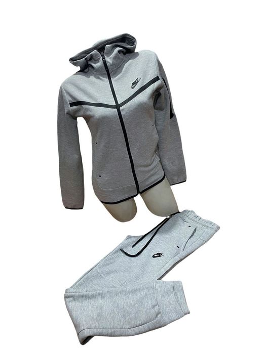 Treninguri unisex dama si barbat
