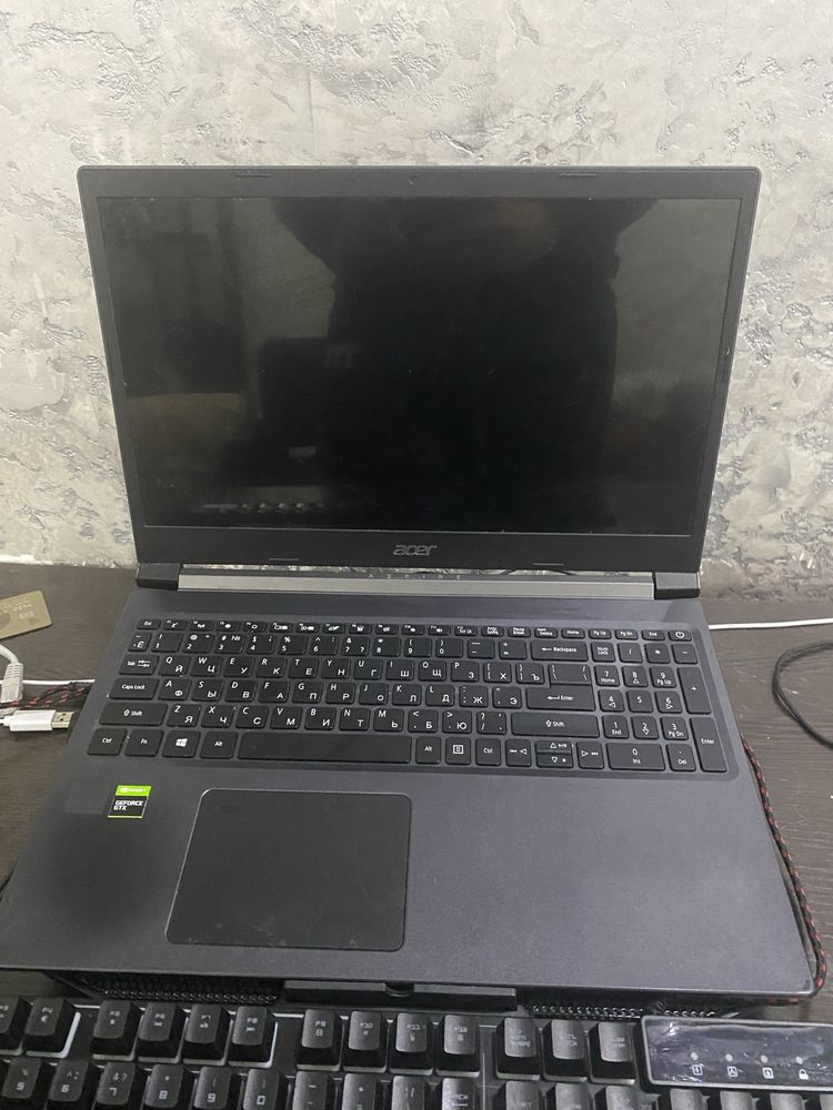 Ноутбук Acer Aspire 7