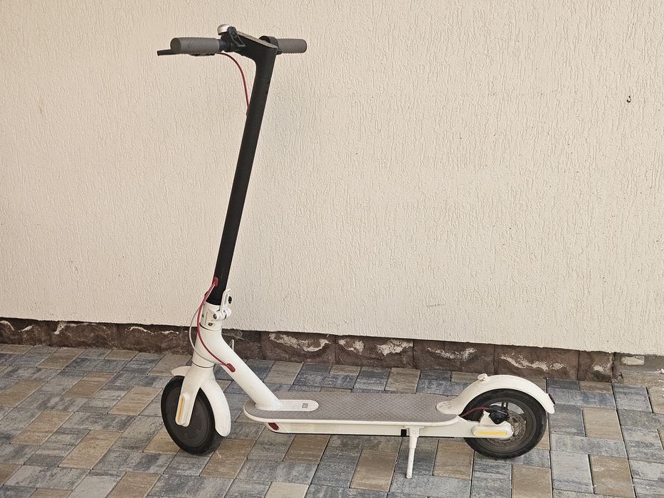 Trotineta Xiaomi M365
