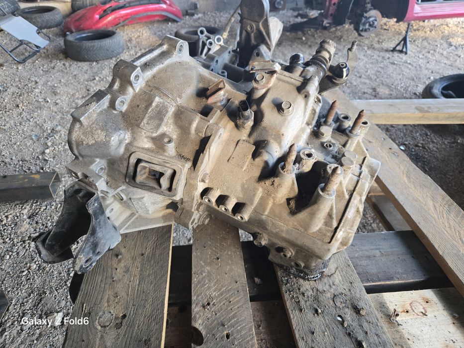 Mitsubishi outlander 1/Мицубиши Аутлендар 1  скоростна кутия