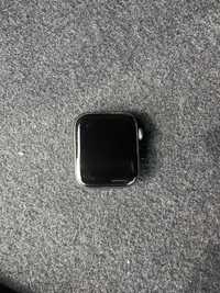 Apple Watch Seria 5, 44 mm GPS