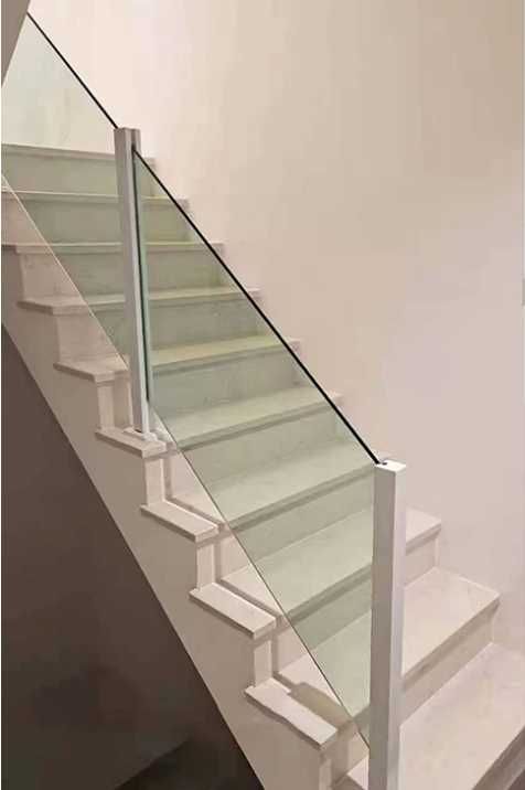 Balustrade din sticla. Colonie. Sisteme de balustrade. INOX 304