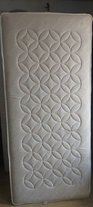 Vând 3 saltele Prestige Domusflex, 90/200 cm. Grosime 25 cm.