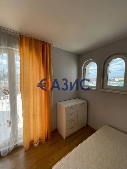 Продава се Двустаен апартамент в к.к. Слънчев бряг - 53 кв.м за 1284 €/кв.м - Снимка #4