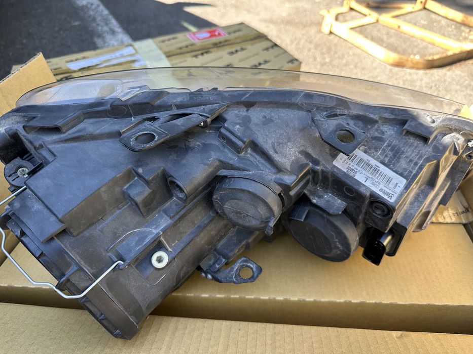 Vand far dreapta Golf 6 europa