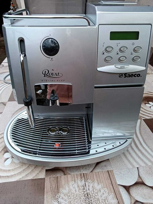 Кафе автомат Saeco