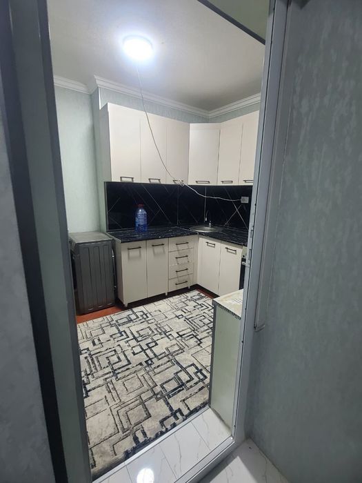 Сотилади Чилонзор 25 квартал 2 хонали