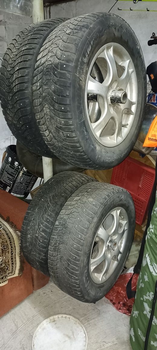 Продам диски с резиной