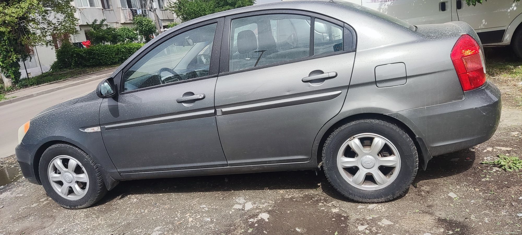 Hyundai accent 1.6 benzină