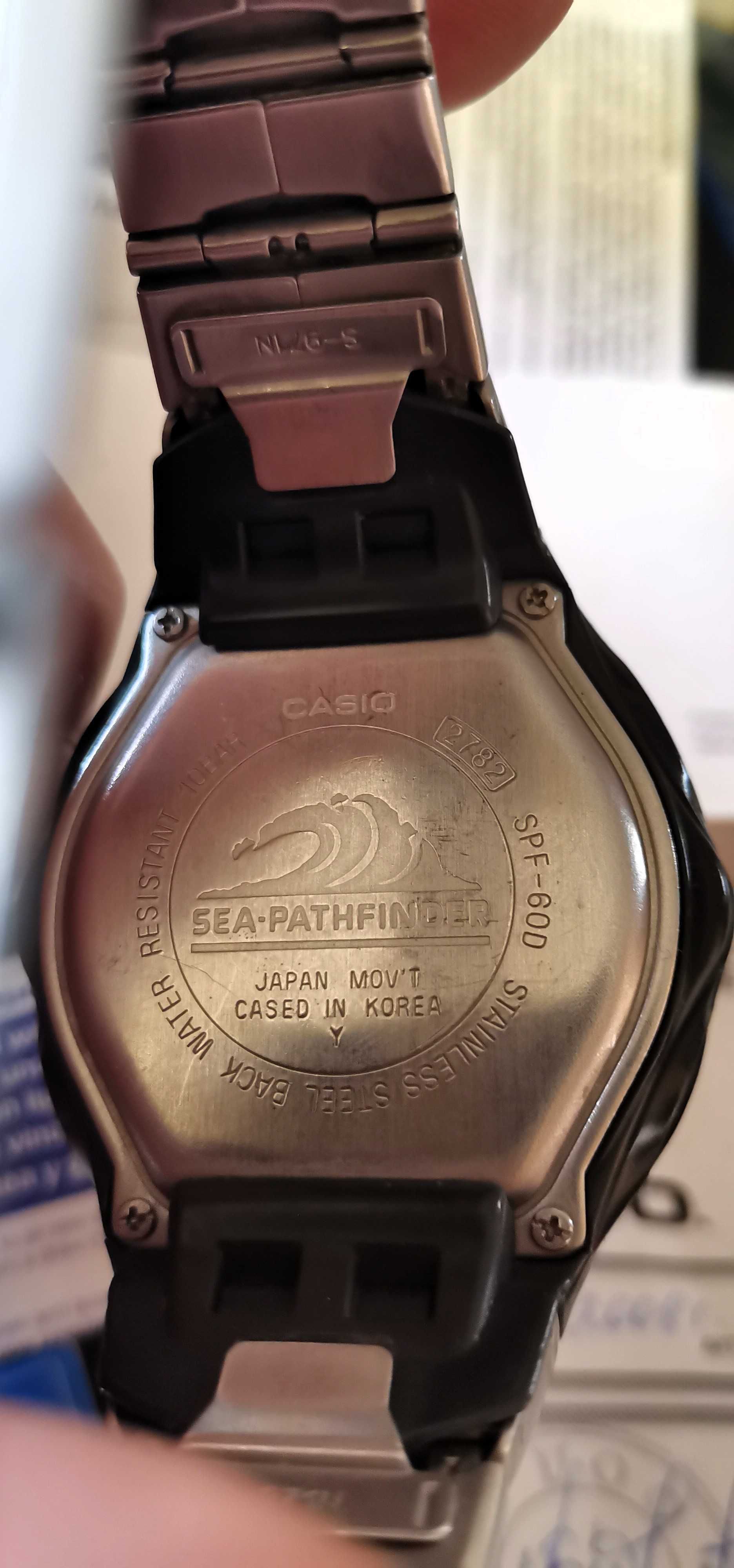 Часовник Casio Sea-Pathfinder SPF-60D с Верижка от Неръждаема Стомана