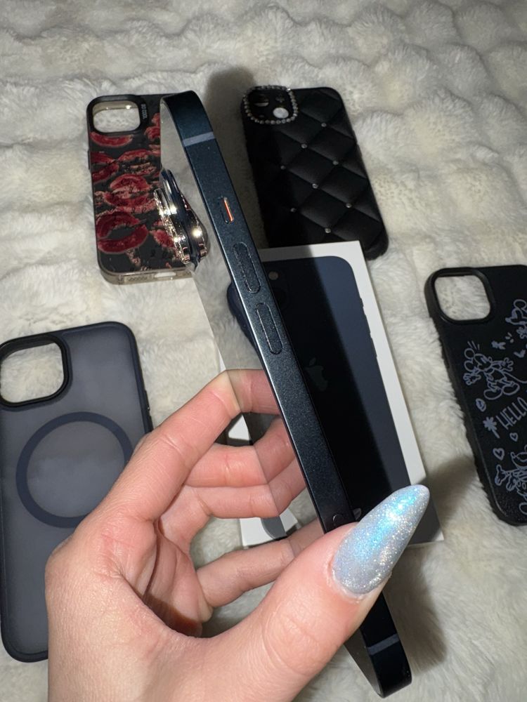 Iphone 13 Midnight,128 GB Ca nou