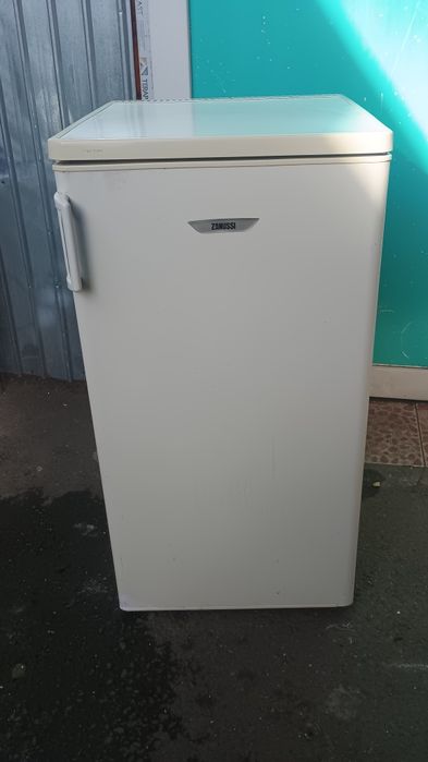Frigider  Zanussi.Asigur Transport