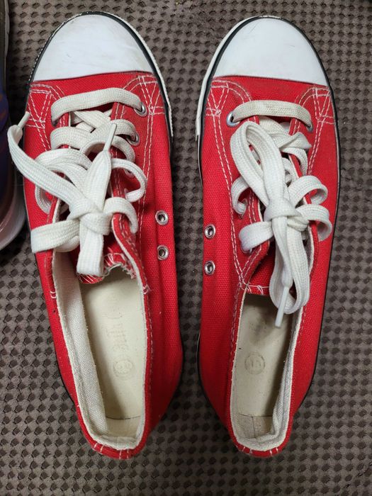 Лот маратонки и кецове за 10лв.