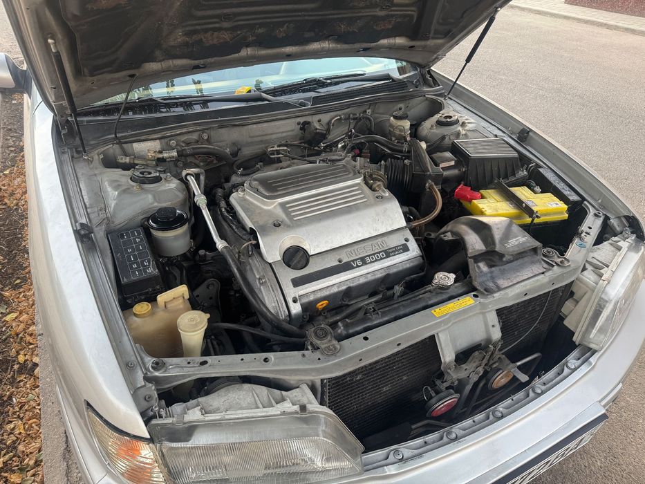 Nissan Maxima A32 (1996, 3.0V6, Механика, Арабка)