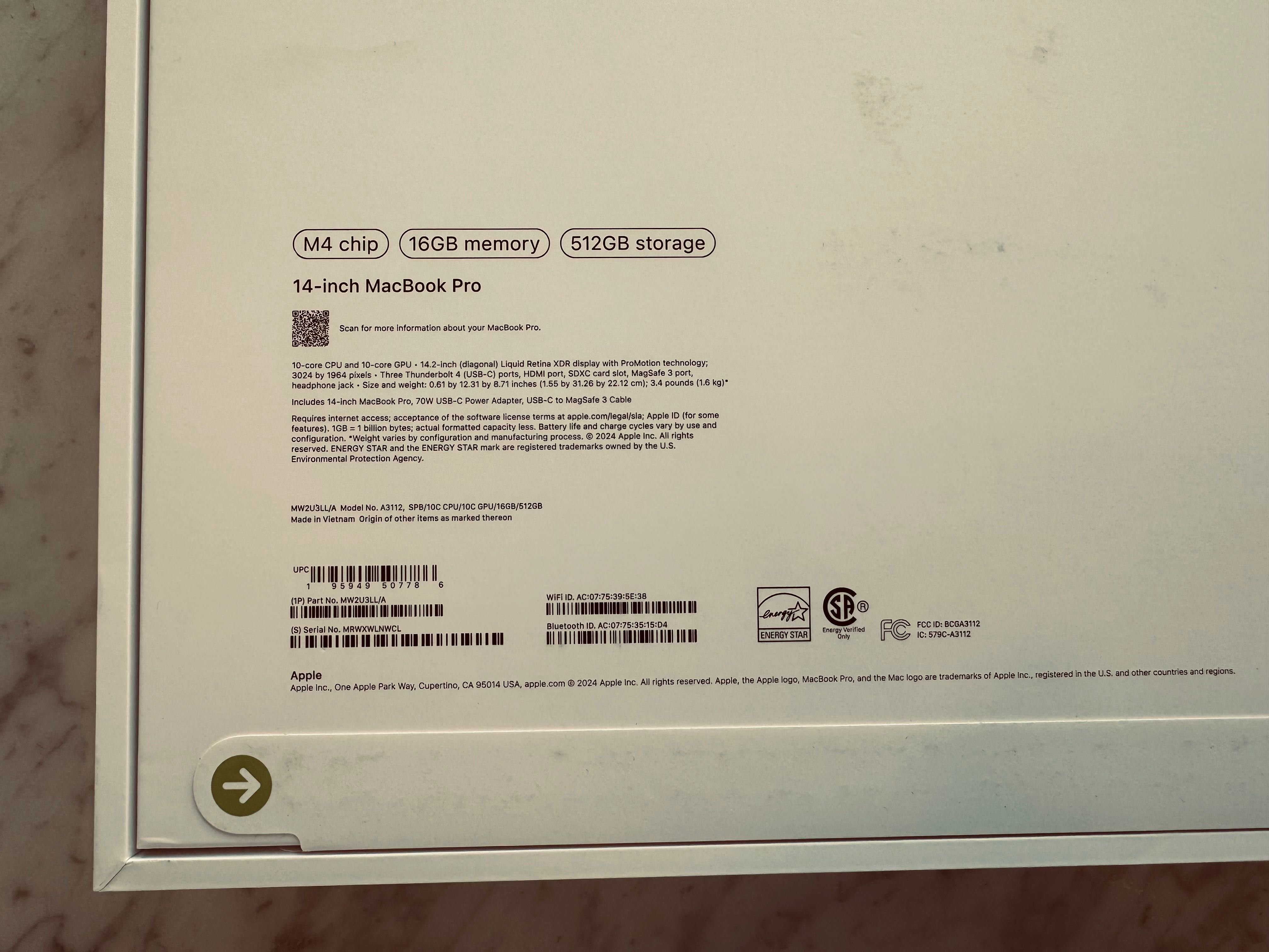 MacBook Pro M4 14 inch