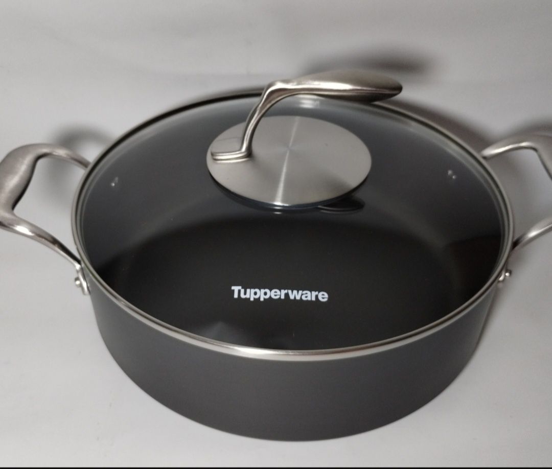 Продам Сотейник 4,1 л  от Tupperware