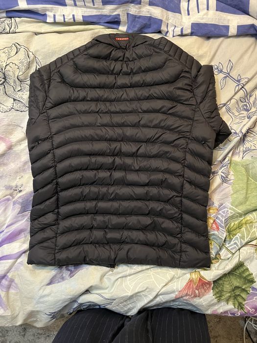 prada puffer jacket de femei marimea L neagra