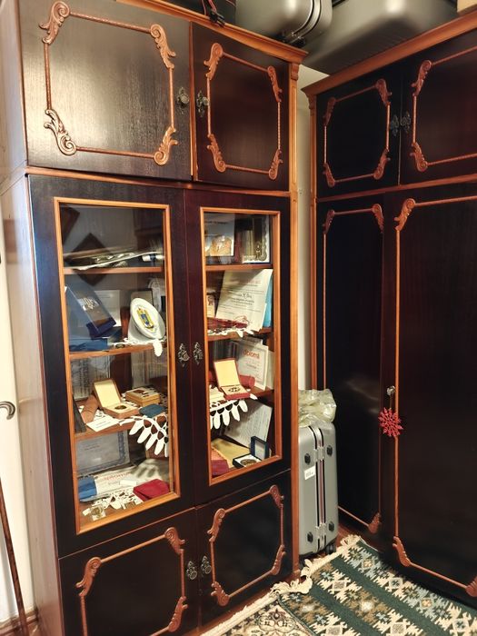 Mobilier sufragerie furnir cires