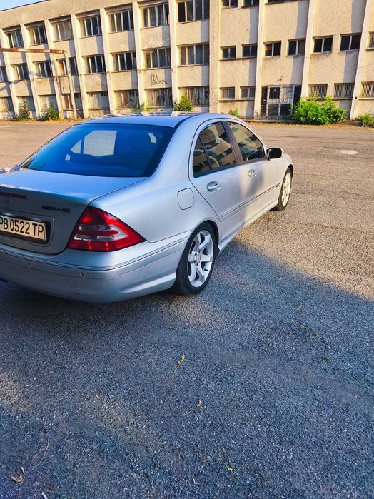 Мерцедес w 203  на части