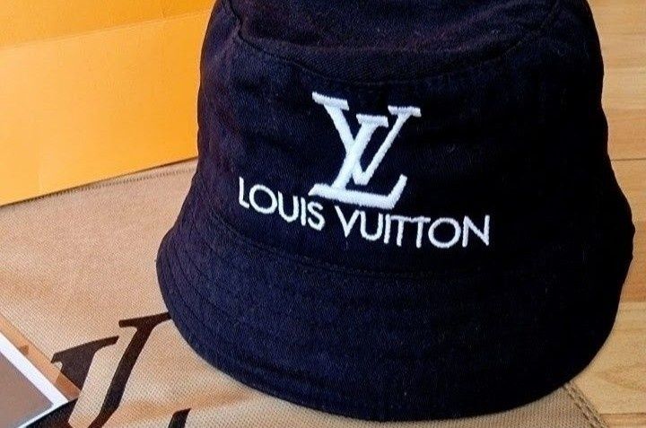 Palarii unisex,marine universala,diverse nuanțe, saculet, etichetă