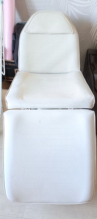 Продам кушетку, пр-во Япония, CHARM