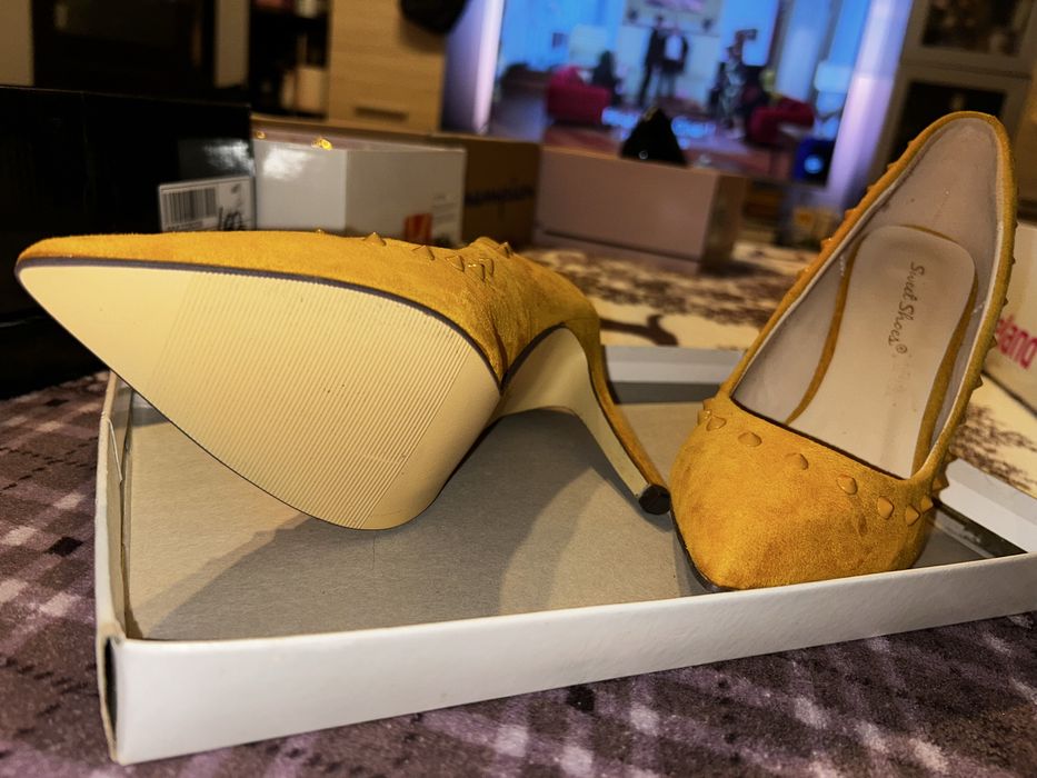 Pantofi damă (galben muștar)